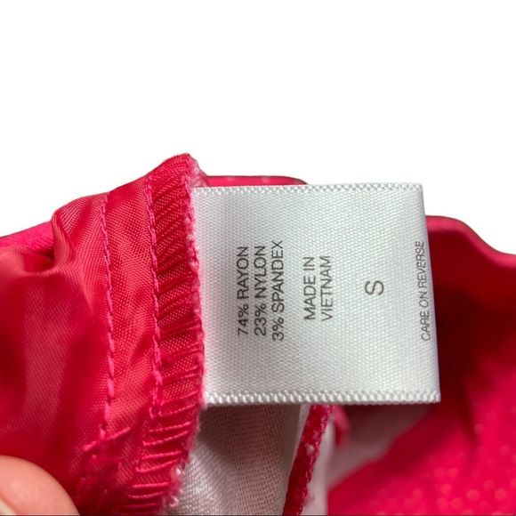 New York & Company Pink Polka Dot Women Shorts - Picture 2 of 8